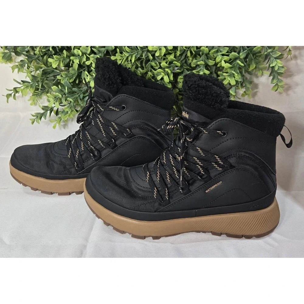 Columbia Red Hills Omni Heat Black Boots Waterproof Women's Size 8. New